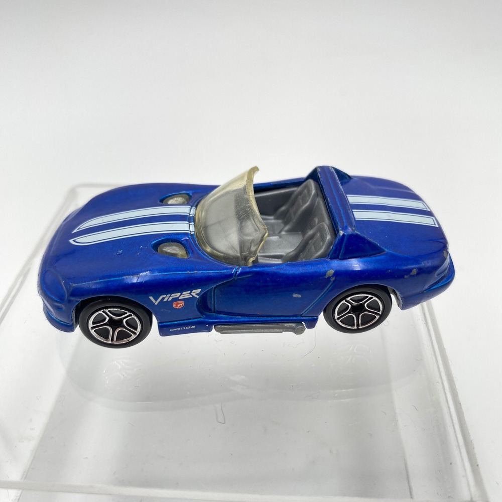 Matchbox 1994 Dodge Viper RT 10 Blue Diecast Toy Car 1:59 Scale‎